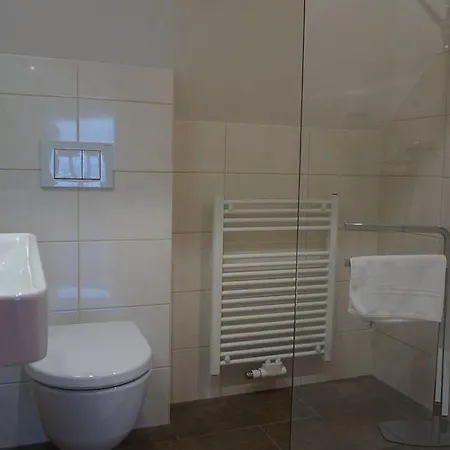 Waldrast Bed & Breakfast